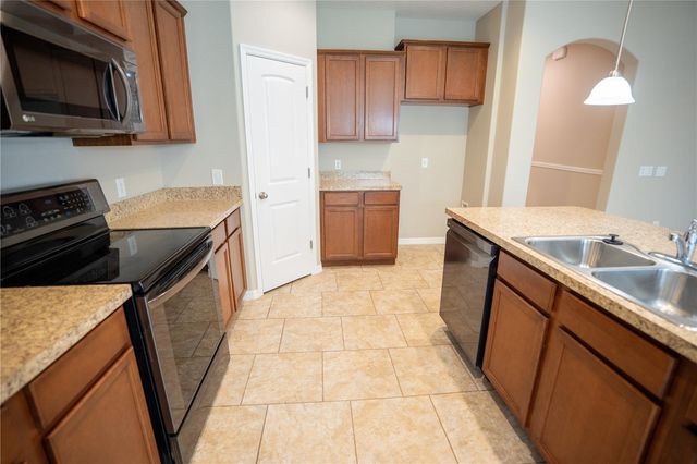 1860 SKYVIEW DRIVE, Auburndale, FL 33823