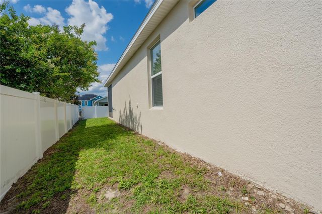 1860 SKYVIEW DRIVE, Auburndale, FL 33823
