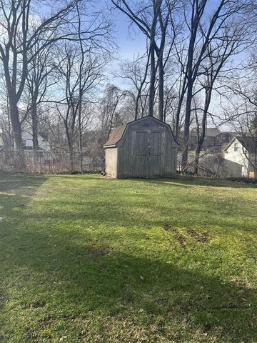 826 Fulton Street, Kalamazoo, MI 49001