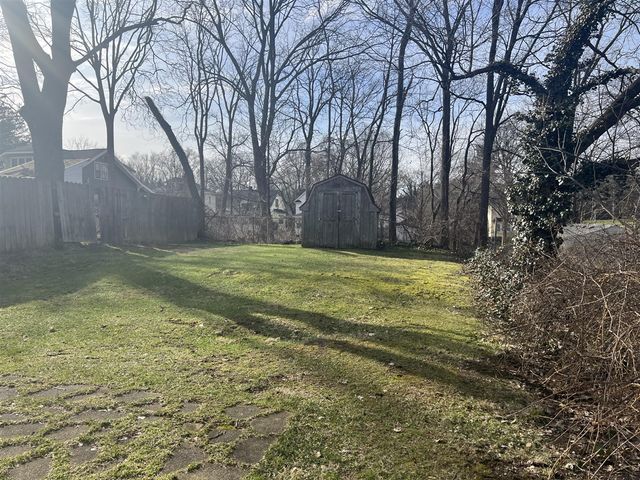 826 Fulton Street, Kalamazoo, MI 49001