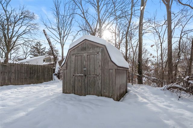 826 Fulton Street, Kalamazoo, MI 49001