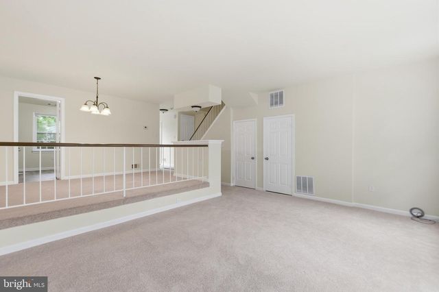 7810 LAKE PLEASANT DR, Springfield, VA 22153