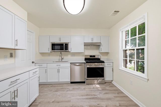 7810 LAKE PLEASANT DR, Springfield, VA 22153