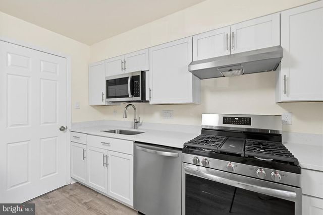 7810 LAKE PLEASANT DR, Springfield, VA 22153