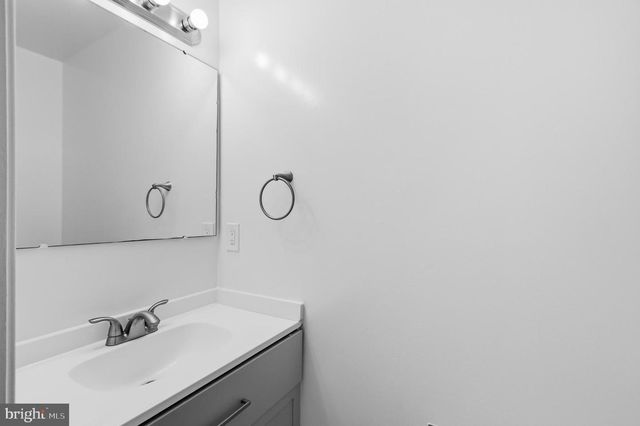 7810 LAKE PLEASANT DR, Springfield, VA 22153