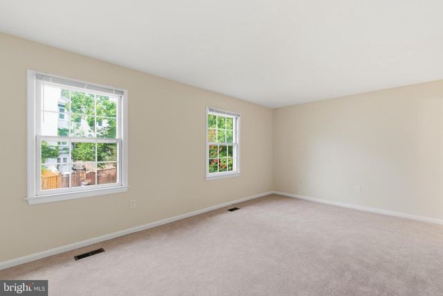 7810 LAKE PLEASANT DR, Springfield, VA 22153