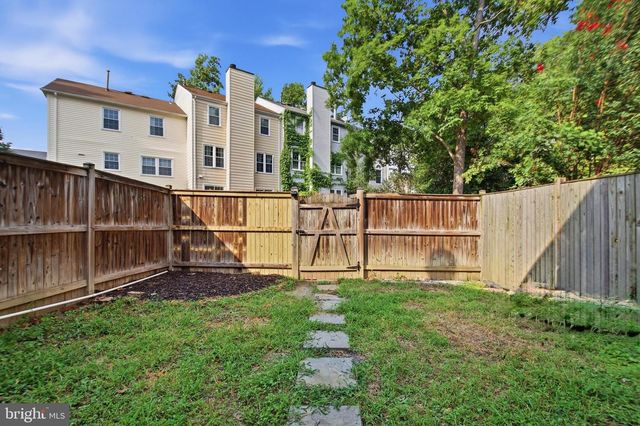 7810 LAKE PLEASANT DR, Springfield, VA 22153