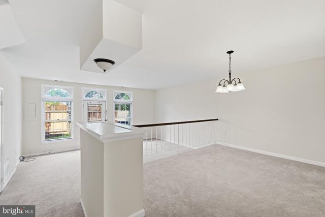 7810 LAKE PLEASANT DR, Springfield, VA 22153