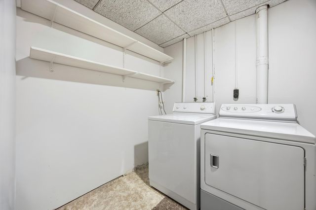 1202 41st Avenue N, Fargo, ND 58102