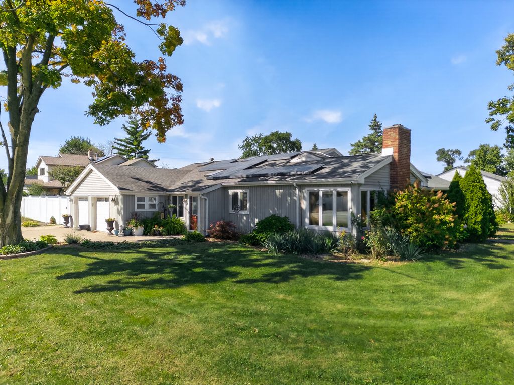 11258 S Oak Park Avenue, Worth, IL 60482 — exterior