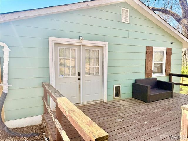919 N 7th Street, De Soto, MO 63020