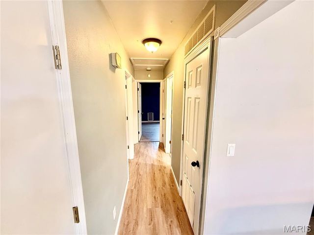 919 N 7th Street, De Soto, MO 63020