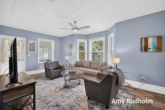 532 Jackson Avenue, Grand Haven, MI 49417