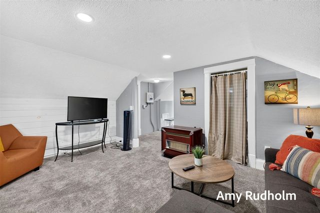 532 Jackson Avenue, Grand Haven, MI 49417