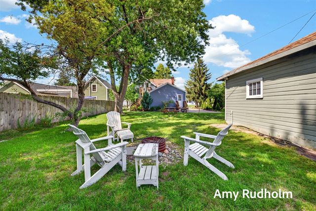 532 Jackson Avenue, Grand Haven, MI 49417