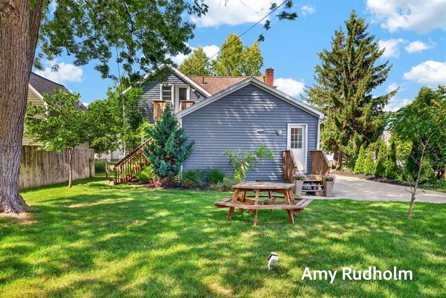 532 Jackson Avenue, Grand Haven, MI 49417