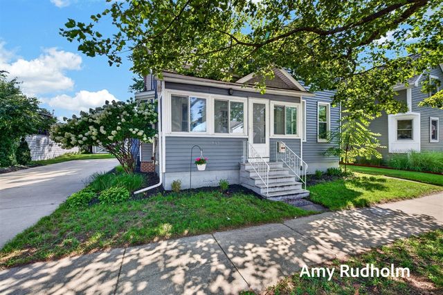 532 Jackson Avenue, Grand Haven, MI 49417