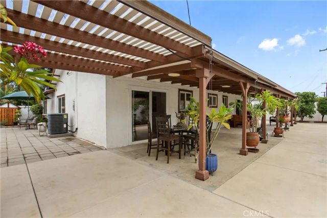 11386 Cambridge St, Riverside, CA 92503