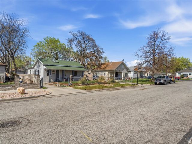 616 S 1300 W, Salt Lake City, UT 84104