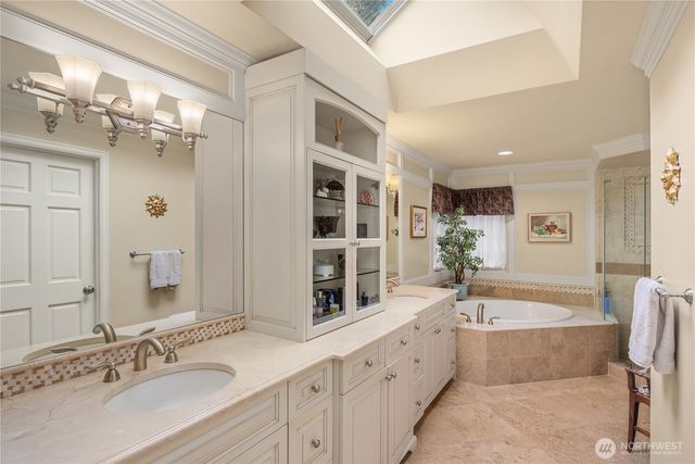 19625 NE 125th Court, Woodinville, WA 98077