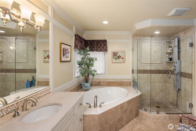 19625 NE 125th Court, Woodinville, WA 98077