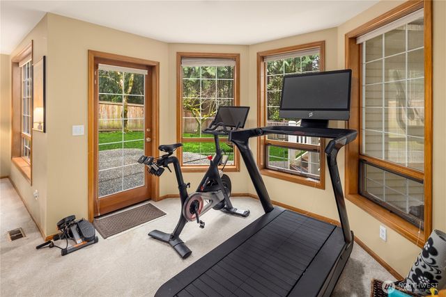 19625 NE 125th Court, Woodinville, WA 98077