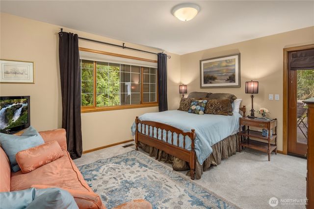 19625 NE 125th Court, Woodinville, WA 98077