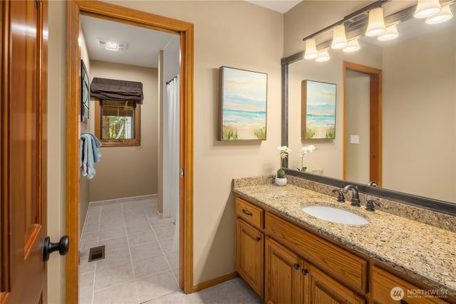 19625 NE 125th Court, Woodinville, WA 98077