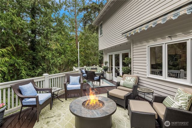 19625 NE 125th Court, Woodinville, WA 98077