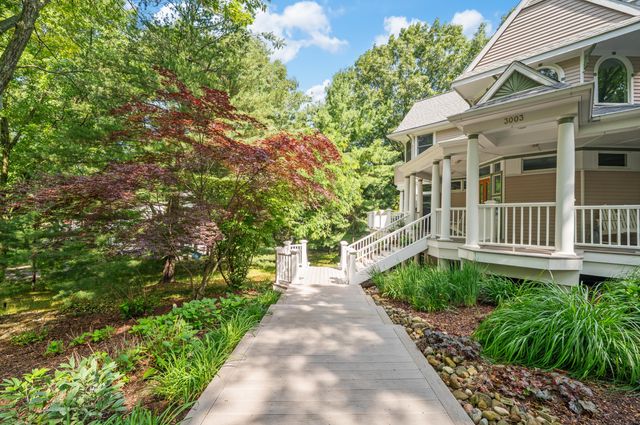 3003 Dunes Valley Path, Stevensville, MI 49127