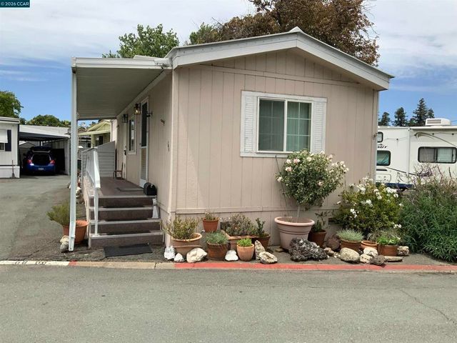 66 The Trees Dr., Concord, CA 94518
