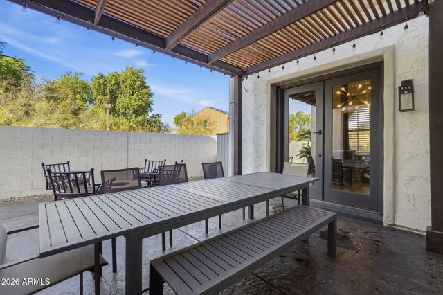 6932 S BLACK HILLS Way, Chandler, AZ 85249