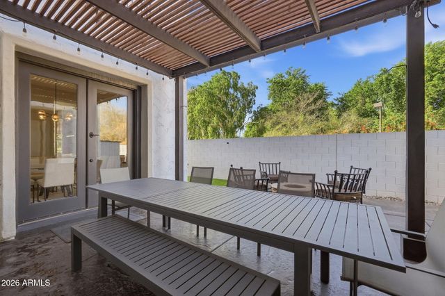 6932 S BLACK HILLS Way, Chandler, AZ 85249