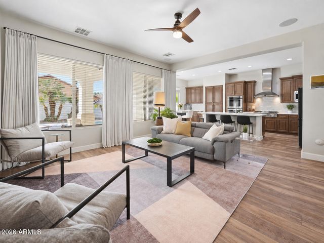 6932 S BLACK HILLS Way, Chandler, AZ 85249