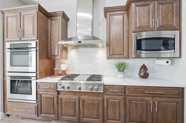 6932 S BLACK HILLS Way, Chandler, AZ 85249