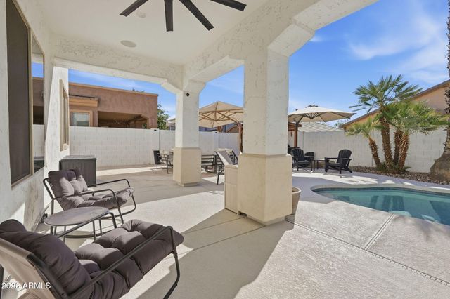 6932 S BLACK HILLS Way, Chandler, AZ 85249