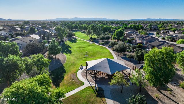 6932 S BLACK HILLS Way, Chandler, AZ 85249