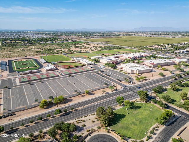 6932 S BLACK HILLS Way, Chandler, AZ 85249