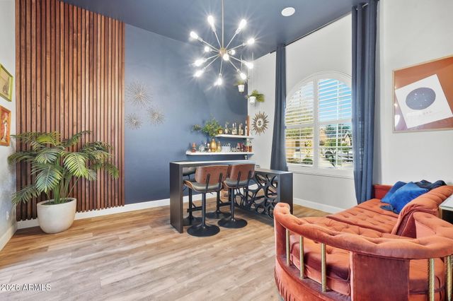 6932 S BLACK HILLS Way, Chandler, AZ 85249