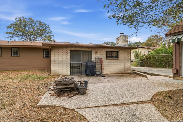407 MONTPELIER DR, San Antonio, TX 78228