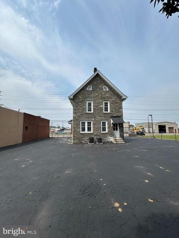 825 JERSEY AVE, Gloucester City, NJ 08030