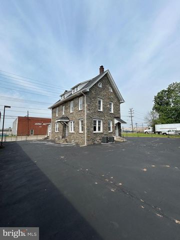 825 JERSEY AVE, Gloucester City, NJ 08030