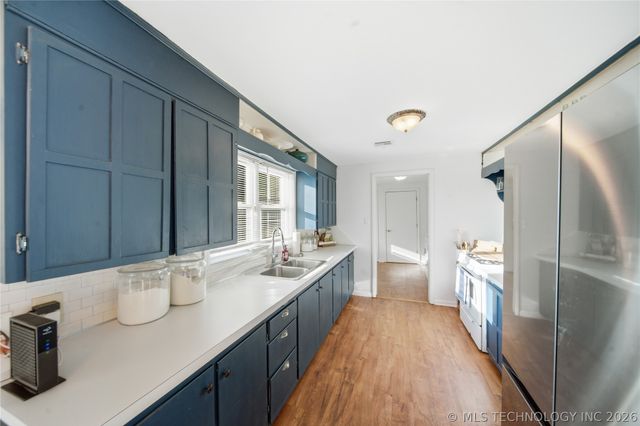 307 S Gray Pl Place, Chouteau, OK 74337