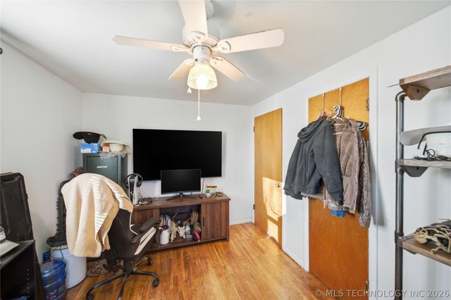 307 S Gray Pl Place, Chouteau, OK 74337