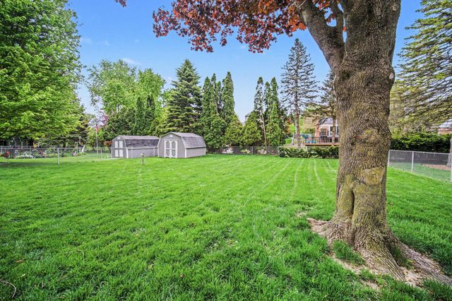 464 Springbrook Crescent, Saline, MI 48176