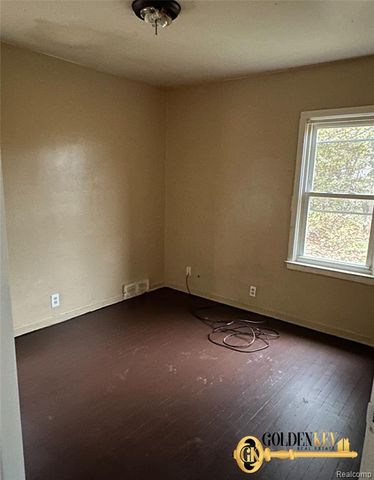 11559 Kenmoor Street, Detroit, MI 48205