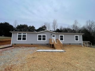 86 Agnes Lane, Pikeville, TN 37367
