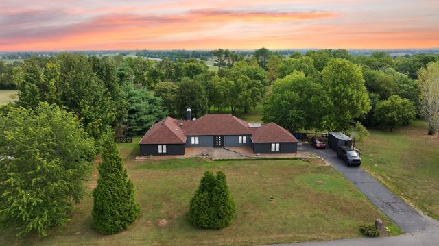 104 Barkley, Nicholasville, KY 40356