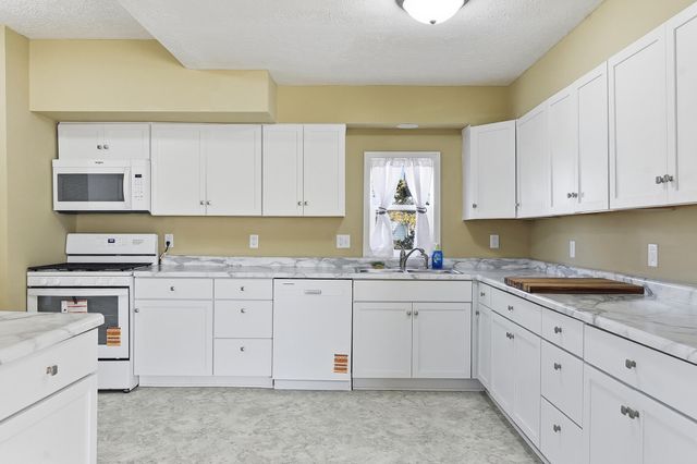 1620 S 9TH Street, Council Bluffs, IA 51501