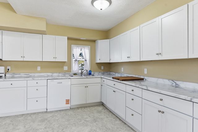 1620 S 9TH Street, Council Bluffs, IA 51501